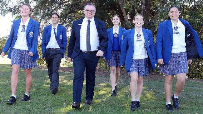 Aquinas College principal Marcus Richardson with students (L-R) Morgan Trinca, Cooper Smith, Sophia Levido, Ella Hines and Ivana Lolesio. Picture by Richard Gosling