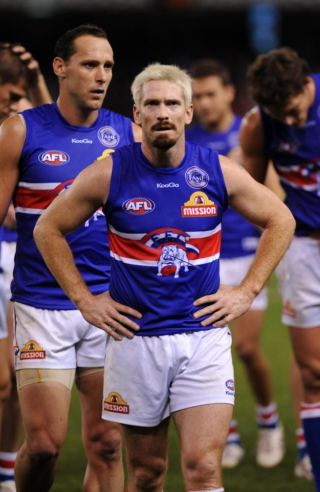 Jason Akermanis says he was booted from the Bulldogs in the fallout from his column.