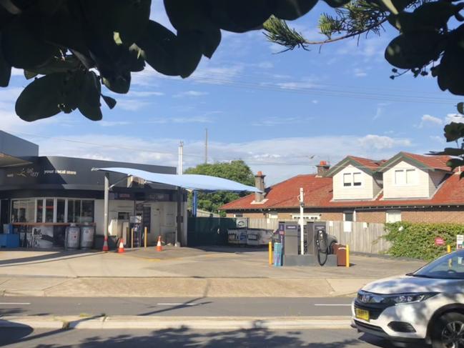 The Ultra service station and a neighbouring home, which would be close to the automatic car wash, in Pittwater Rd, Manly. Picture: Jim O’Rourke