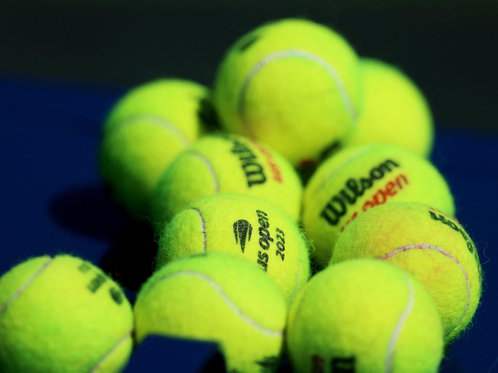 NEW YORK, NEW YORK - AUGUST 27: Tennis balls at the USTA Billie Jean King National Tennis Center on August 27, 2023 in New York City.   Clive Brunskill/Getty Images/AFP (Photo by CLIVE BRUNSKILL / GETTY IMAGES NORTH AMERICA / Getty Images via AFP)