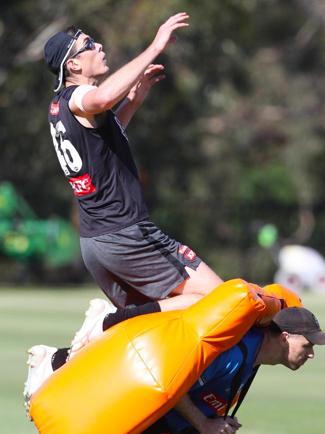 Mason Cox flies high. Picture: David Crosling