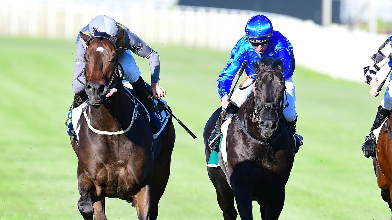 Baller (left) holds out Kementari in the Moreton Cup. Picture: Grant Peters-Trackside Photography