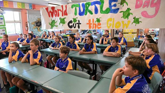 WORLD TURTLE DAY: Kalkie State School students attended a talk by WWF Marine Species Project Manager Christine Hof. Picture: Mike Knott BUN230517TURTLE1