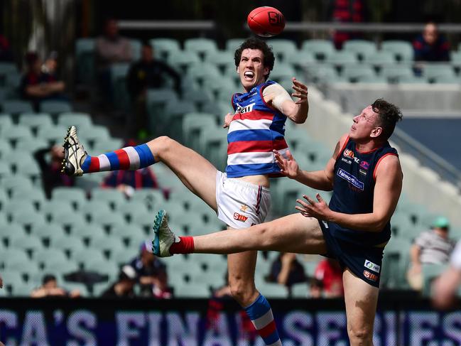 02/09/17 - SANFL eliminaton final: Norwood v central District at Adelaide Oval.  Central's Darcy Fort and Norwood's Sam Baulderstone compete in the ruck.Picture: Tom Huntley