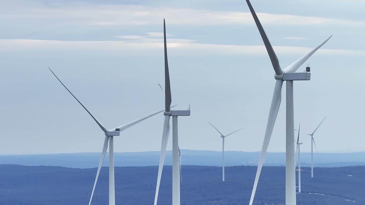 Queensland strengthens the rules for new solar, wind farms