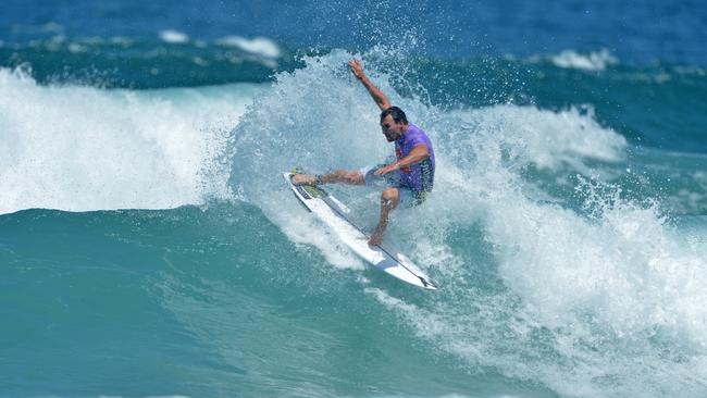 Joel Parkinson in the 2019 Australian Boardriders Battle National Final. Picture credit: WSL/Blainey Woodham.