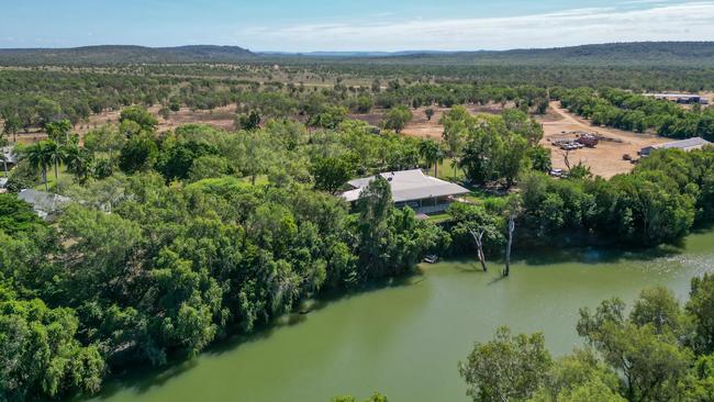 The Moroak Homestead is perched on the edge of the Roper River.