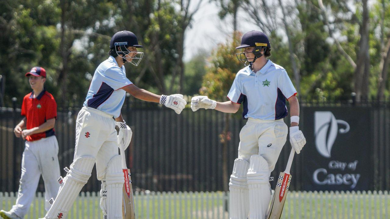 Jesse Van Rooyen and Cooper Rojko congratulate each other on their good work. Picture: Valeriu Campan