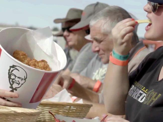 The battle over Sydney’s best fried chicken is on | Daily Telegraph