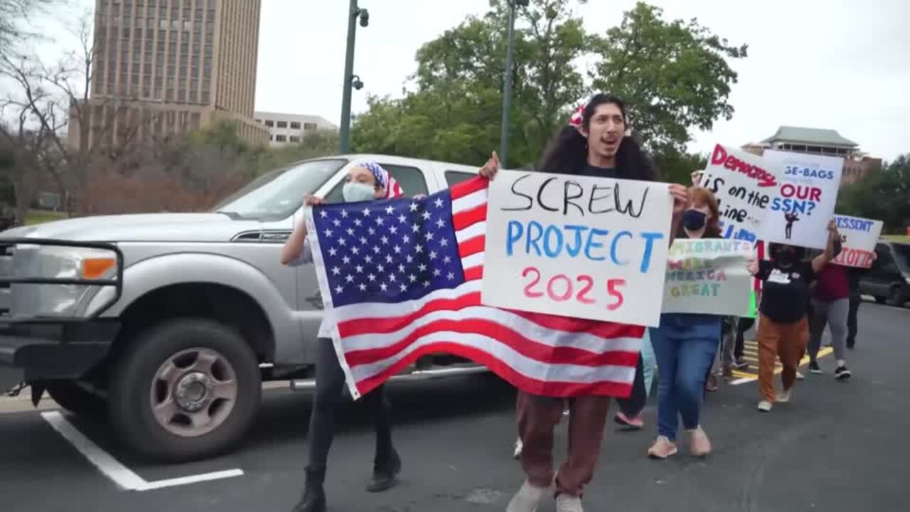 Protesters rally in US cities against Trump executive orders