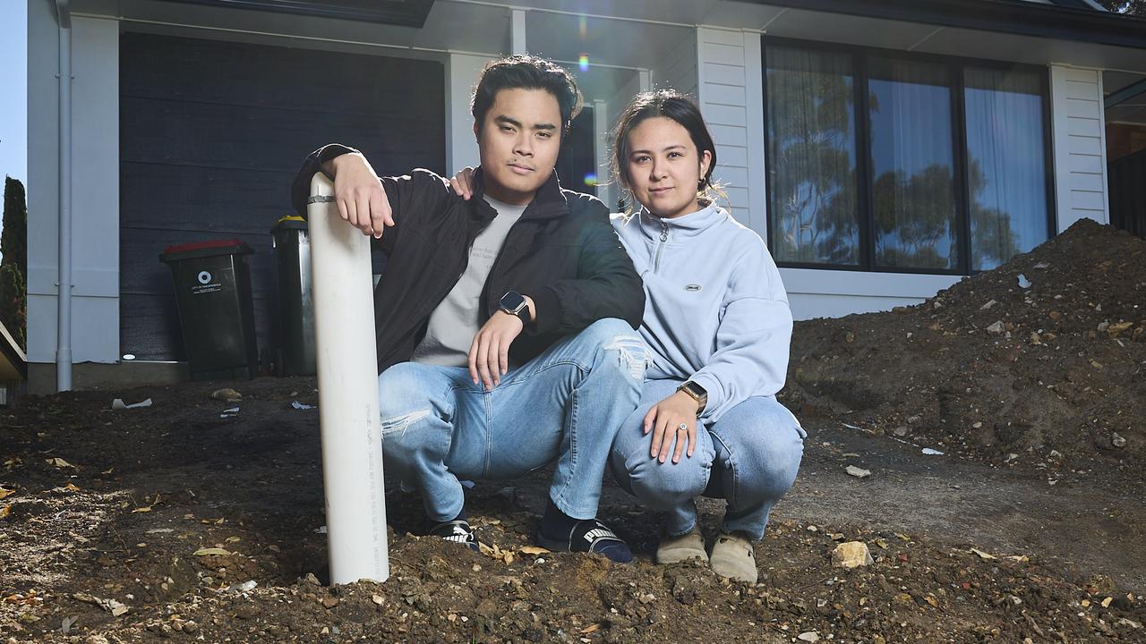 Dream wedding plans crumble in Adelaide couple’s tradie nightmare