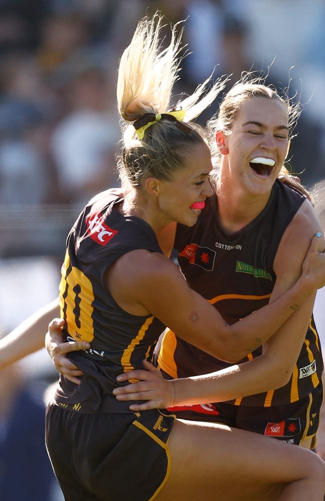 Kaitlyn Ashmore, Lucy Wales and the Hawks are in their first finals series. Picture: Michael Willson/AFL Photos via Getty Images.