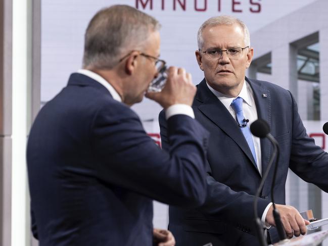 Mr Albanese takes a sip of water during the second debate. Picture: Alex Ellinghausen/Getty Images