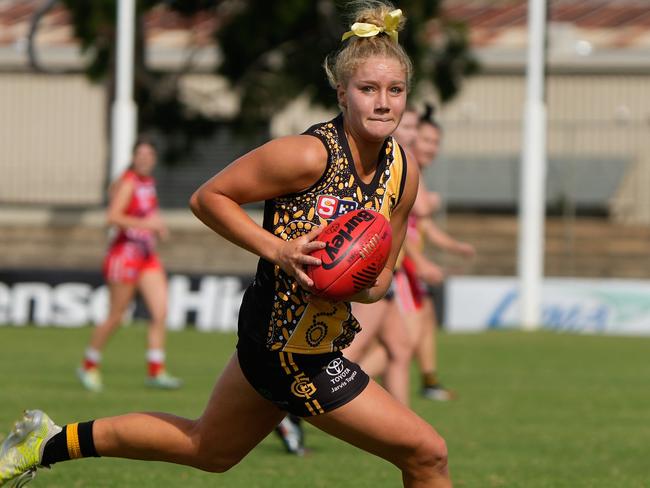 Piper Window playing for the Glenelg Tigers. Picture: Gordon Anderson