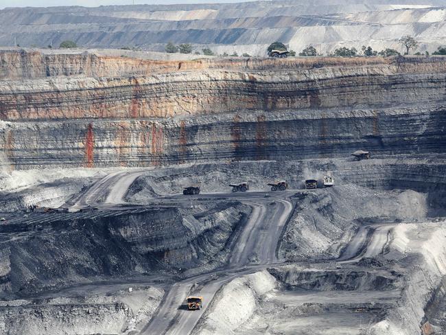 NEWCASTLE, AUSTRALIA - NewsWire Photos - April 8, 2021.  Glencore's Ravensworth coal mine north west of Singleton. Picture: NCA NewsWire / Peter Lorimer.