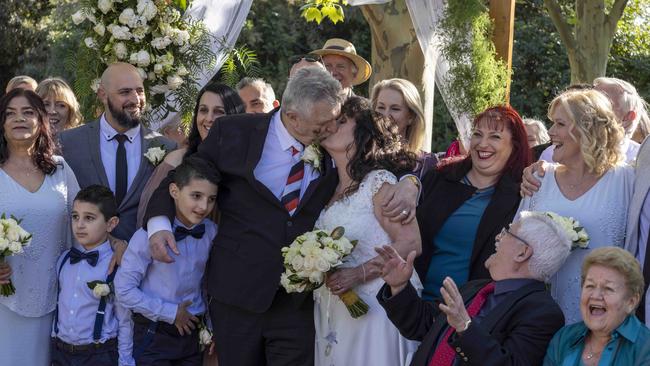 Chris Harwood marying his bride Rita Harwood-Romeo in the Rose Garden at Sunnybrae. Picture: Kelly Barnes