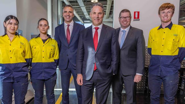 ADELAIDE, AUSTRALIA - NCA NewsWire Photos - FEBRUARY 21st 2024: FINDON TECHNICAL COLLEGE. Premier Peter Malinauskas, Minister for Defence Industry Australia, Deputy Prime Minister Richard Marles and Pat Conroy with tech students Lili Lounavelis, Emma MacNeil-Gordon and Rory Frichot. Picture: NCA NewsWire / Ben Clark