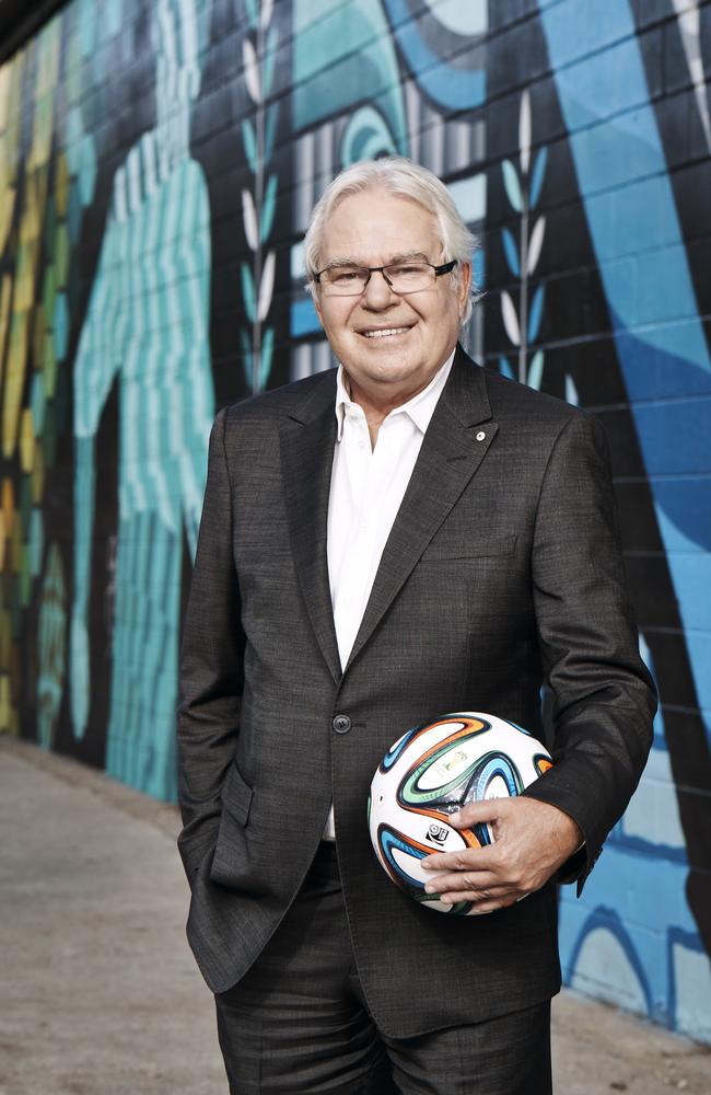 SBS football commentator, ‘Mr Football’ Les Murray.