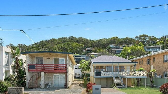 Adjoining homes in Currumbin’s mini Multi-Millionaires’ Row, which have been in the same family for 63 years, have sold for $5.56 million.