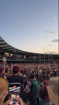 Fans welcome home Brisbane premiership team at Springfield