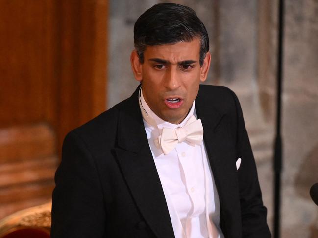 Britain's Prime Minister Rishi Sunak speaks during the Lord Mayor's Banquet at Guildhall in central London on November 28, 2022. - The Lord Mayor's Banquet is held in honour of the outgoing Lord Mayor and is hosted by his successor the new Lord Mayor of the City of London. Traditionally, the prime minister makes a major world affairs speech at the event. (Photo by Daniel LEAL / AFP)