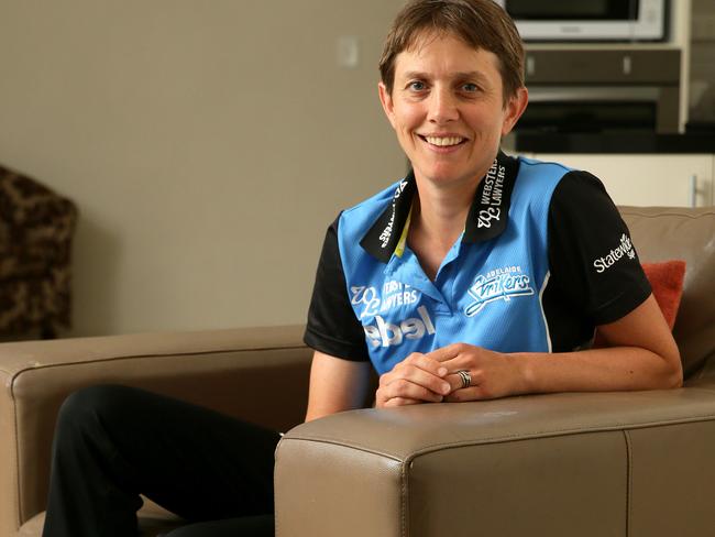 Adelaide Strikers star Sarah Elliott says her family is right behind her.