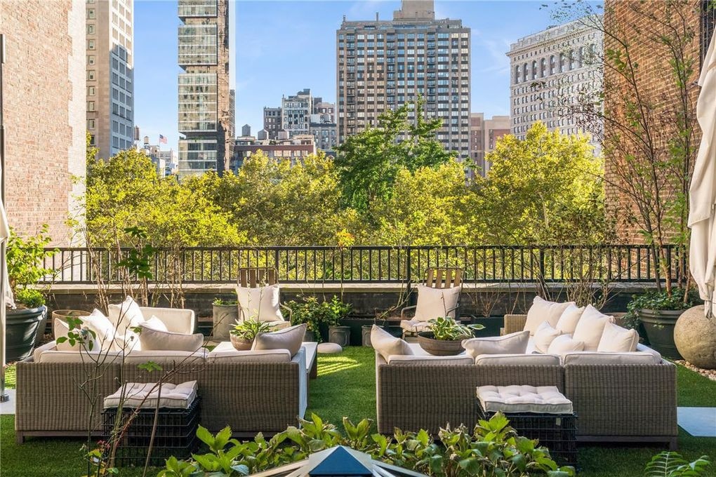 The 25m item that Jennifer Lopez can't sell. Picture: Realtor