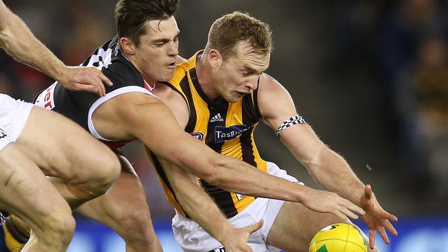 Jack Steele made Tom Mitchell work for every possession. Picture: Michael Klein