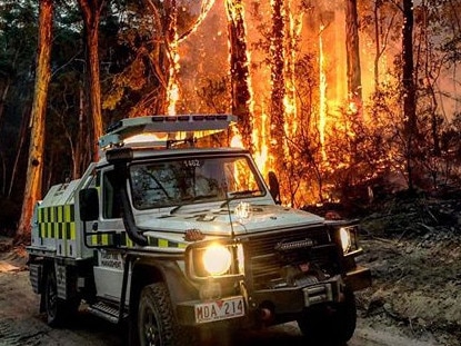 Image from Ty Reynolds Instagram (@twitch_767) of the fire in Dargo Victoria.