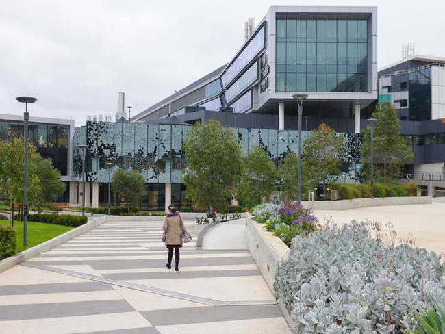 Staff arriving at the Royal Adelaide Hospital, Tuesday, May 22, 2018. (AAP Image/ Brenton Edwards)