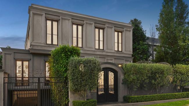 1 Devorgilla Avenue, Toorak, Vic 3142