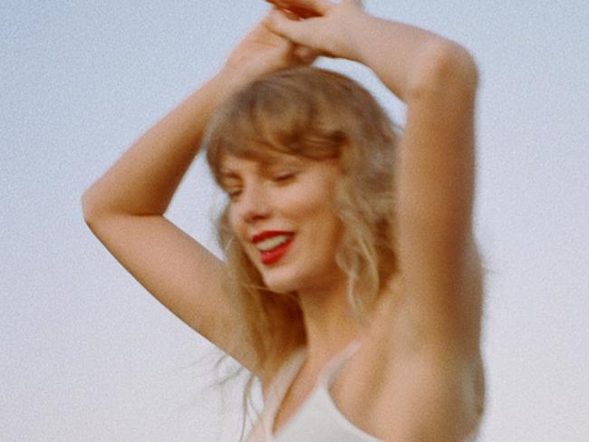 Twitter pictures from Taylor Swift after she released her re-recorded 1989 Album .Credit Twitter (X)