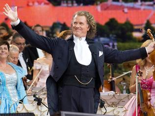 Comp: André Rieu’s 2016 Maastricht Concert in Cinemas