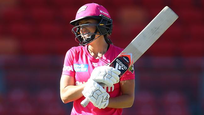 Another Ellyse Perry 50 but it wasn’t enough to get the Sixers home.