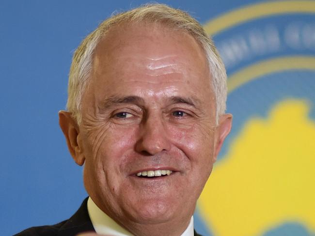 Australian Prime Minister Malcolm Turnbull speaks to startup owners during an event at Engineers Australia in Melbourne, Monday, June 6, 2016. (AAP Image/Lukas Coch) NO ARCHIVING