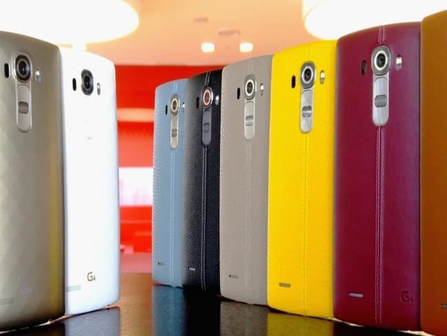 The G4 smartphone is LG's latest flagship for 2015. It has a removable battery, a slot for a micro SD card, and comes with an optional full-grain leather back.