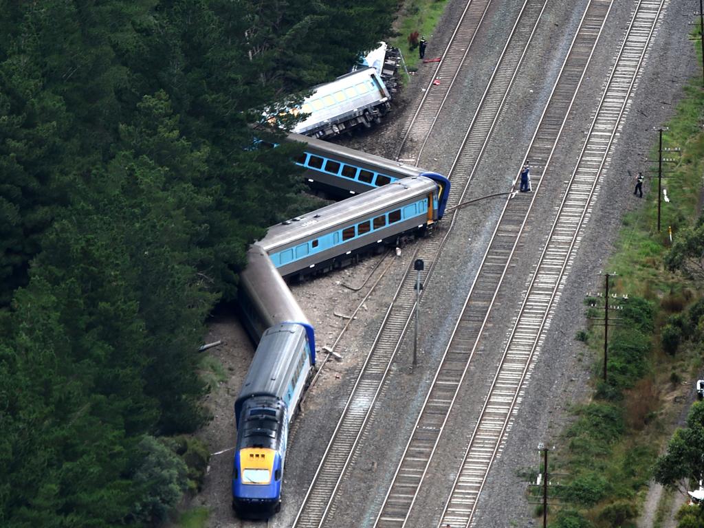 Wallan Train Derailment Union Says Track Where Xpt Derailed Needed