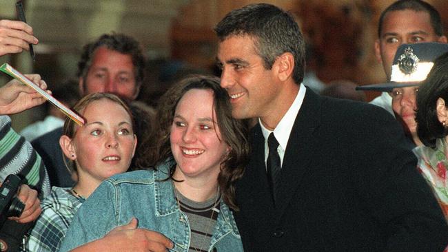 Clooney meeting with adoring fans