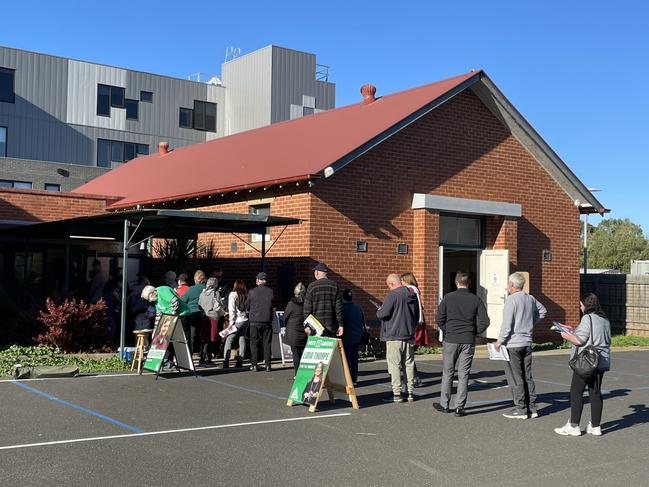 Voters turned out in their hundreds to vote early at Werribee Masonic Centre. Picture: Liam Beatty