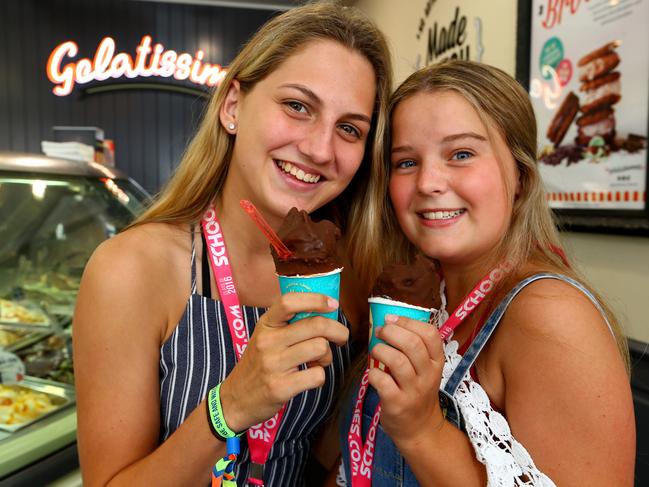 Tiarne Howe and Tahlia Traecey try the Gelatissimo ice cream cup Photo: David Clark