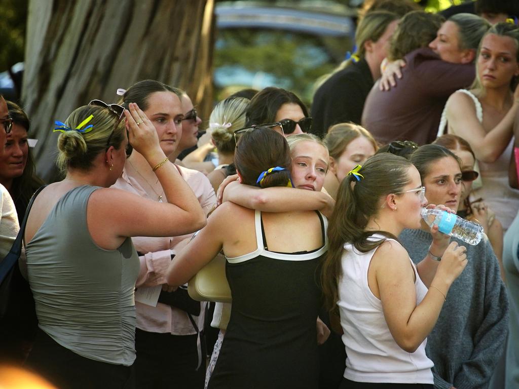 More than 1000 mourners attended the funeral service. Picture: NewsWire / Luis Enrique Ascui