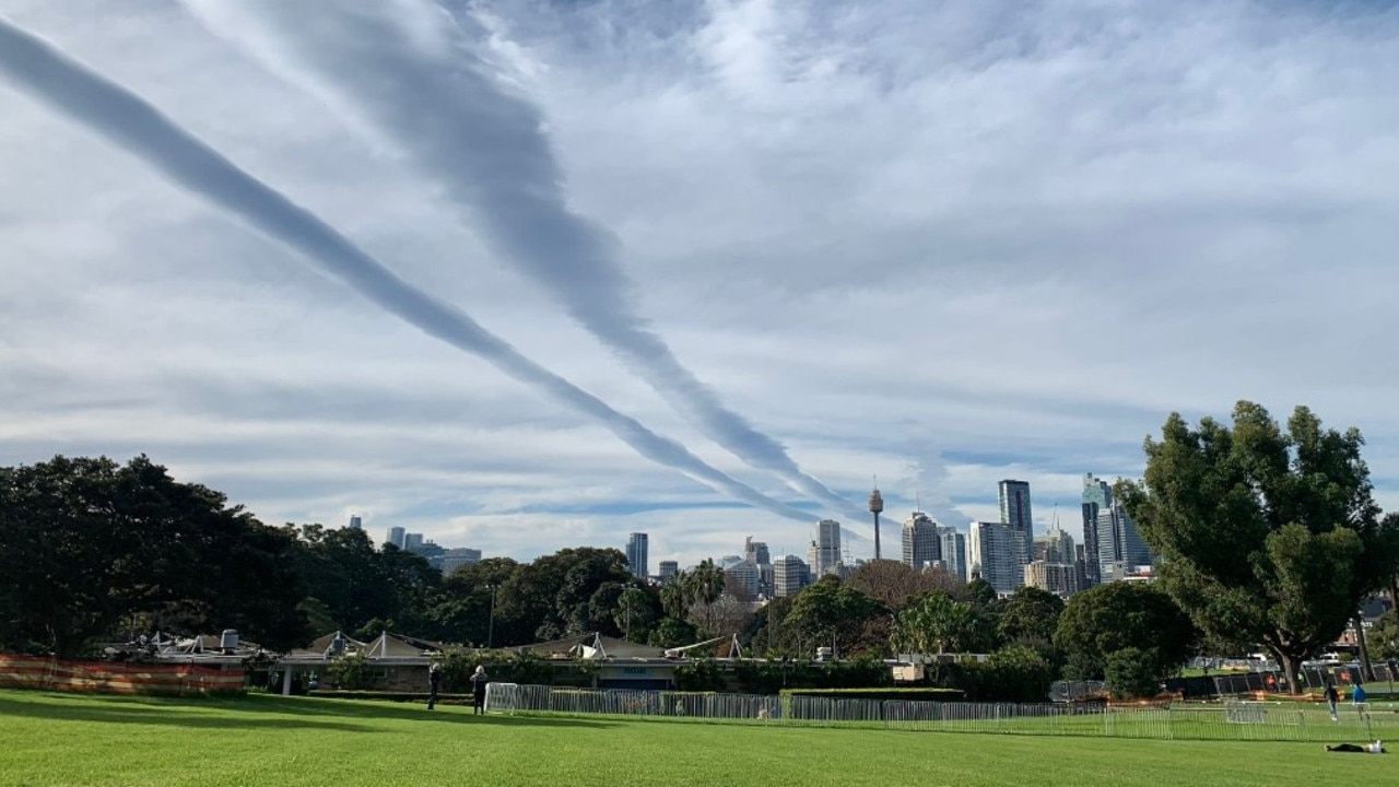 The rare cloud phenomenon wowed Sydney residents. Picture: Twitter