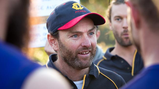 Fitzroy coach Luke Mahoney addresses his team. Picture: Peter Casamento