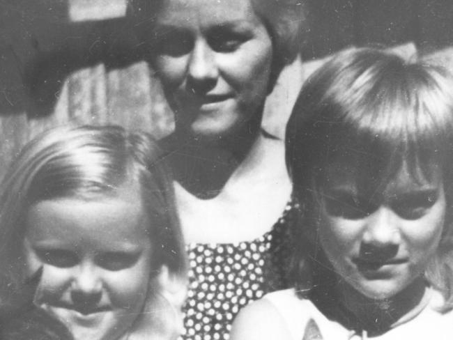 Barbara McCulkin, 34, and daughters Vicki, 13, and Leanne disappeared from their Highgate Hill, Brisbane home in 1974.