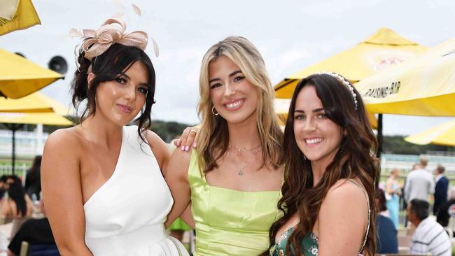 Cerys Henry, Kayla Dunne and Esme Munro at Melbourne Cup Race Day, Caloundra. Picture: Patrick Woods.