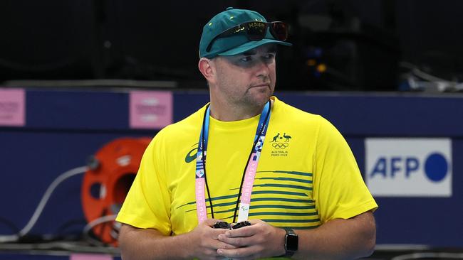 PARIS, FRANCE . NewsWire Photos. Paris Olympics 2024-  Australian swim Coach Michael Palfrey coaching his swimmer as the Australian swim team train at La Defense Arena in Paris. Picture: NewsWire/ Adam Head