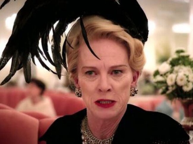 Judy Davis as Hedda Hopper in Feud.