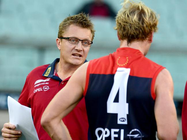 Hawthorn v Melbourne, Mark Neeld and Jack Watts,