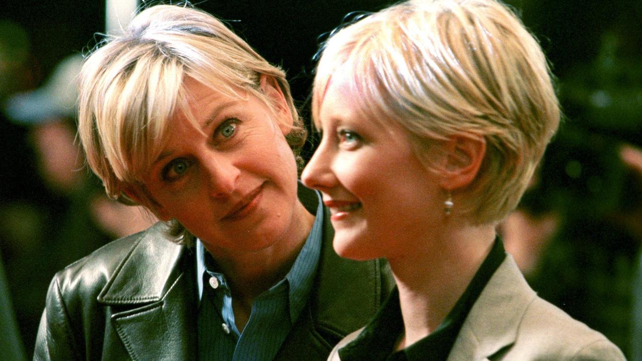 Heche (right) with then-girlfriend Ellen DeGeneres in 1998. Picture: Hector Mata/ AFP