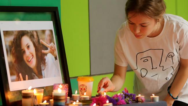 Hundreds mourned at a vigil for Aiia Maasarwe at her school, La Trobe University. Picture: The Australian.